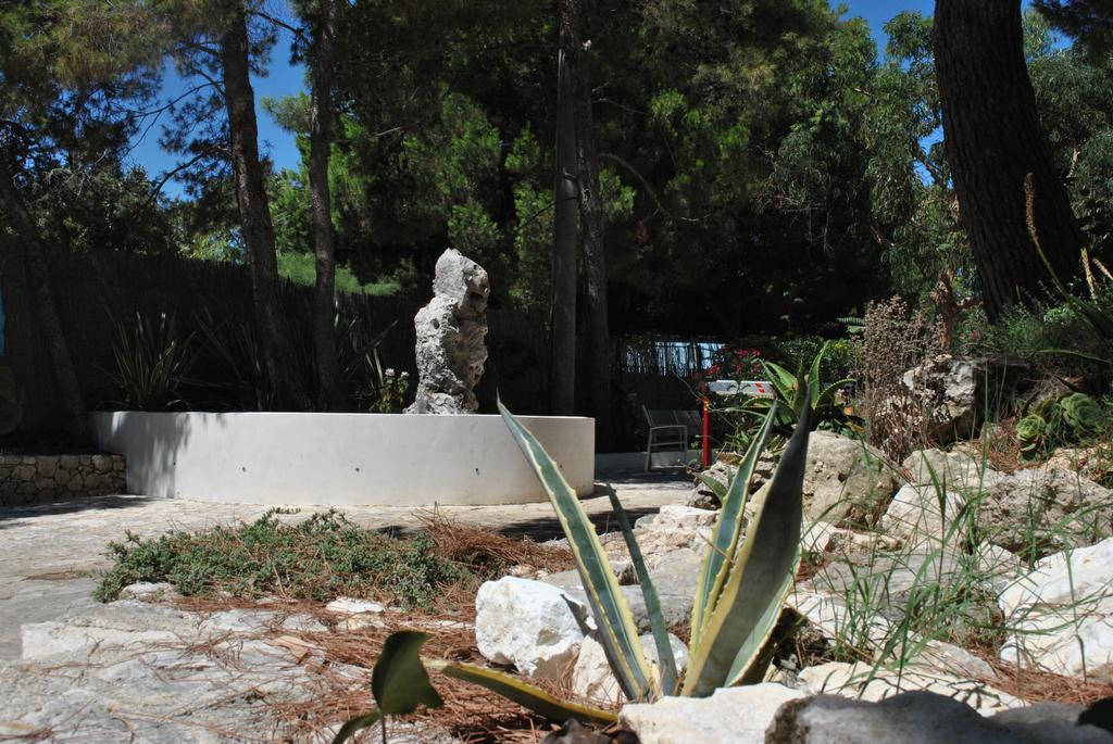 Camping Village Baia Falcone Vieste Exterior photo